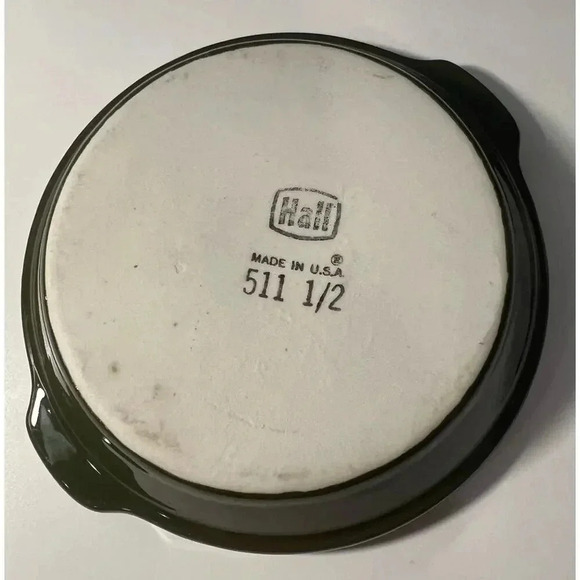 Vintage Hall China Individual Casserole Dish - 5" - Picture 2 of 6